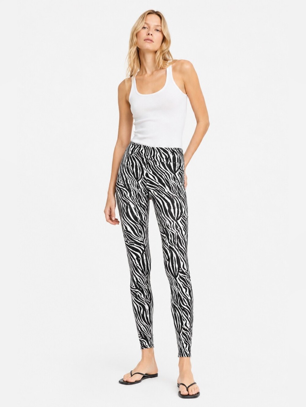 NWT Zara Black/white Animal Printed Leggings